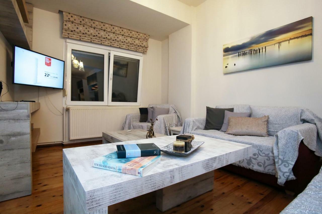 Nektarios Apartment Kavála Luaran gambar